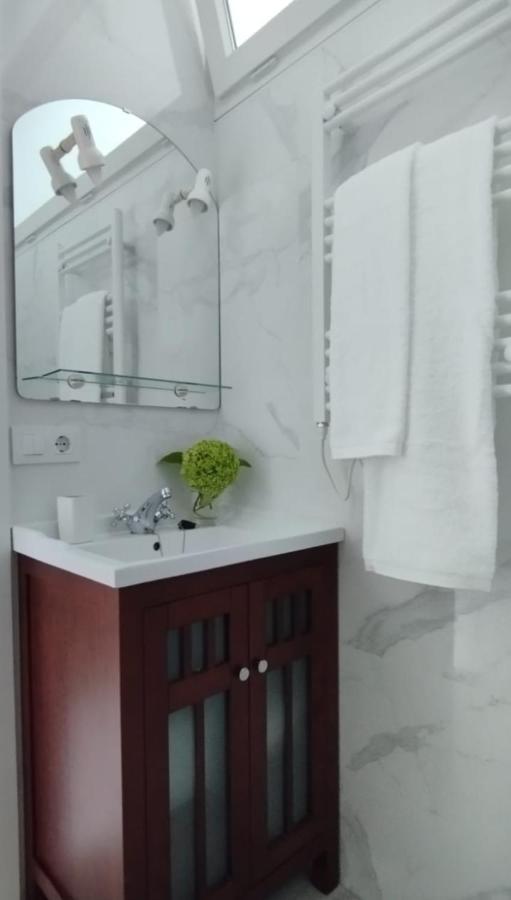 Apartamento Villalvaro Con Parking Santander Eksteriør bilde